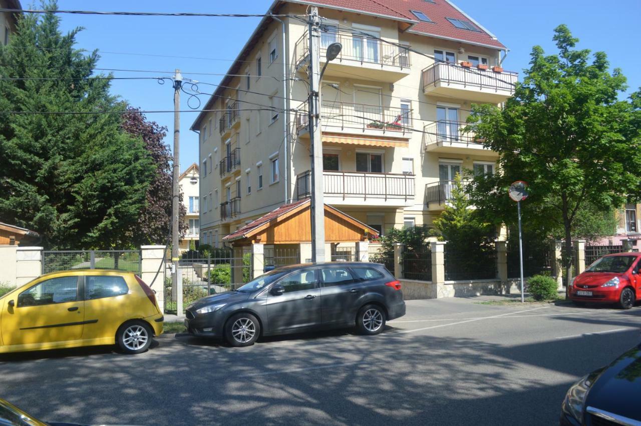 Telepes Apartman Budapeszt Zewnętrze zdjęcie